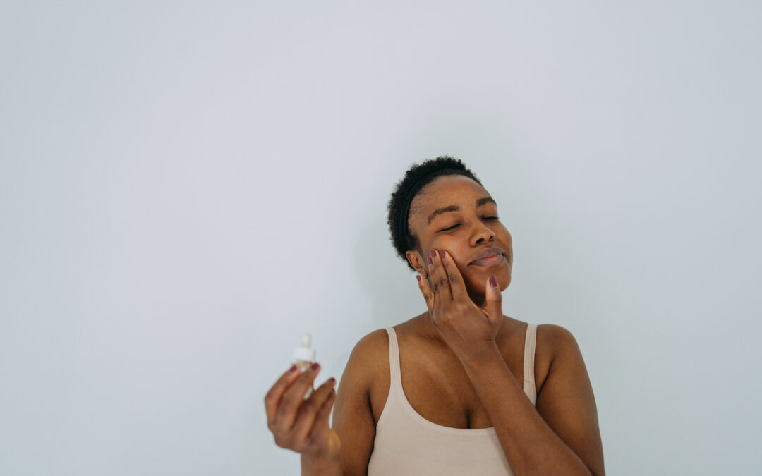 “Learn from skincare experts how to manage oily skin effectively.”