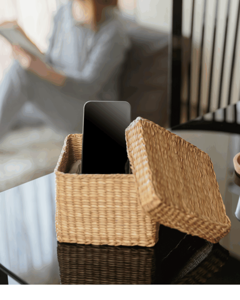 Digital Detox & Deep Rest